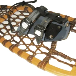 GV Wood snowshoes ratchet bindings